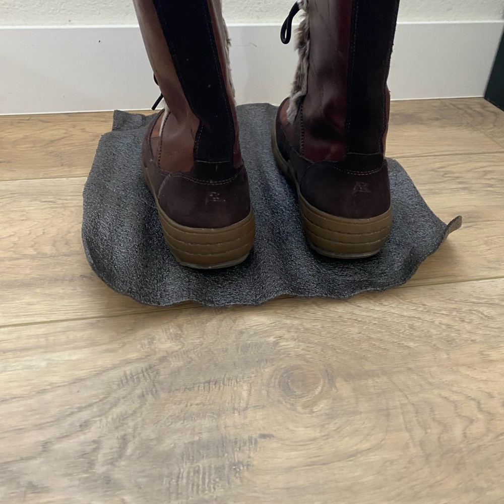 Ecco Snow Boots View 5